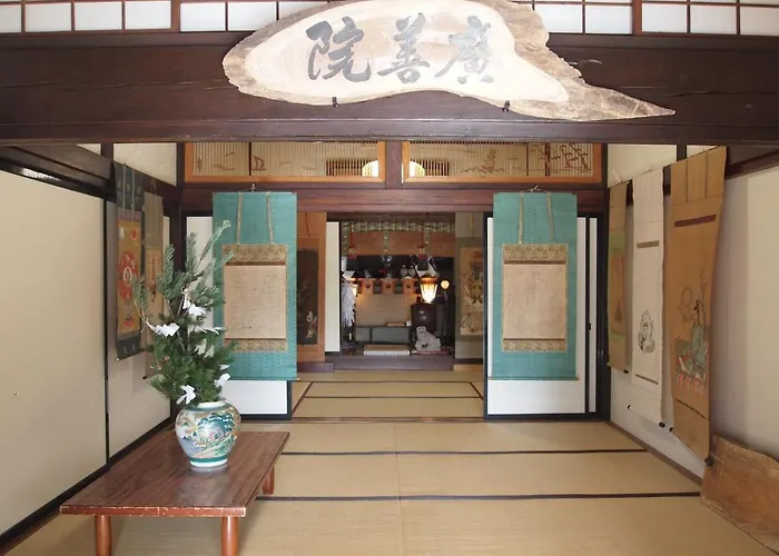 Oshi Ryokan